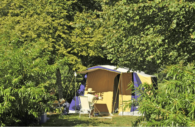 Kamperen in de Limousin: Camping de Courtille à Guéret - Creuse