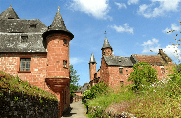 Dorp in de Limousin: Collanges la Rouge