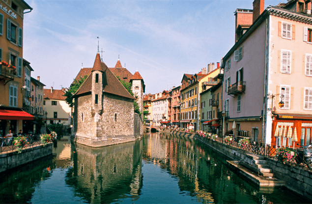 Annecy - Canal du Thiou, Palais de l'Ile